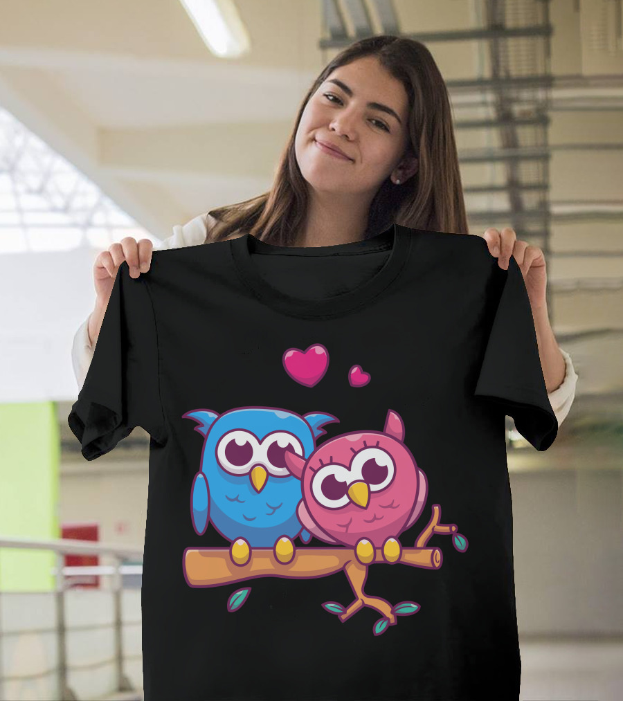 Couple of Owl Fall in Love with Hearts and Branch T-Shirt