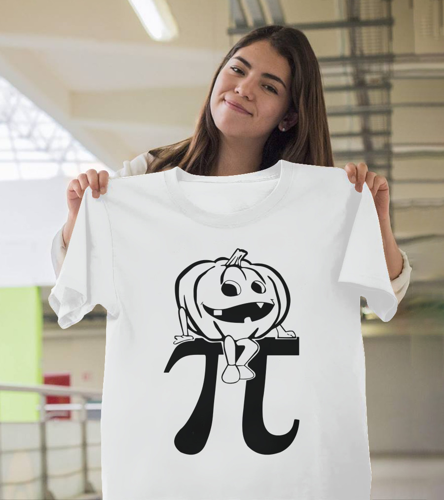 Halloween Pumpkinpi Sitting on Pi T-Shirt