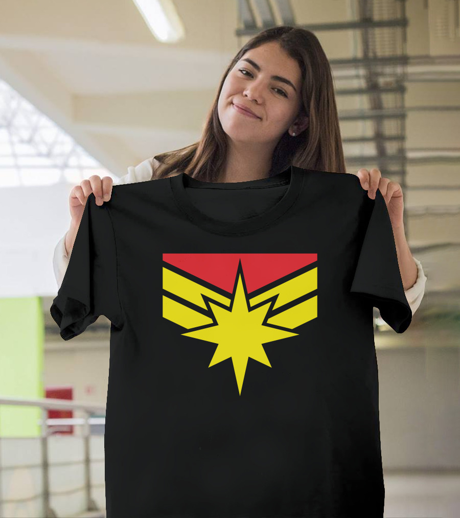 Distressed Captain Marvel Star Emblem Super Heroine T-Shirt