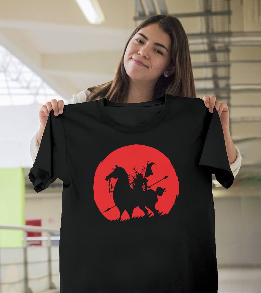 Aku Samurai Silhouette Against Red Moon T-Shirt