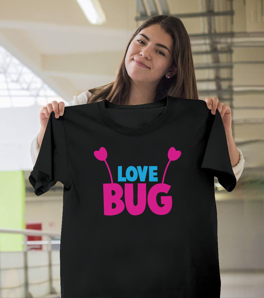 LOVE BUG Hearts Antenna Text T-Shirt