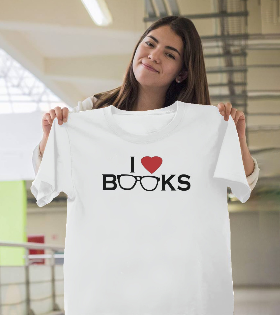 I Heart Reading Glasses Books Black T-Shirt