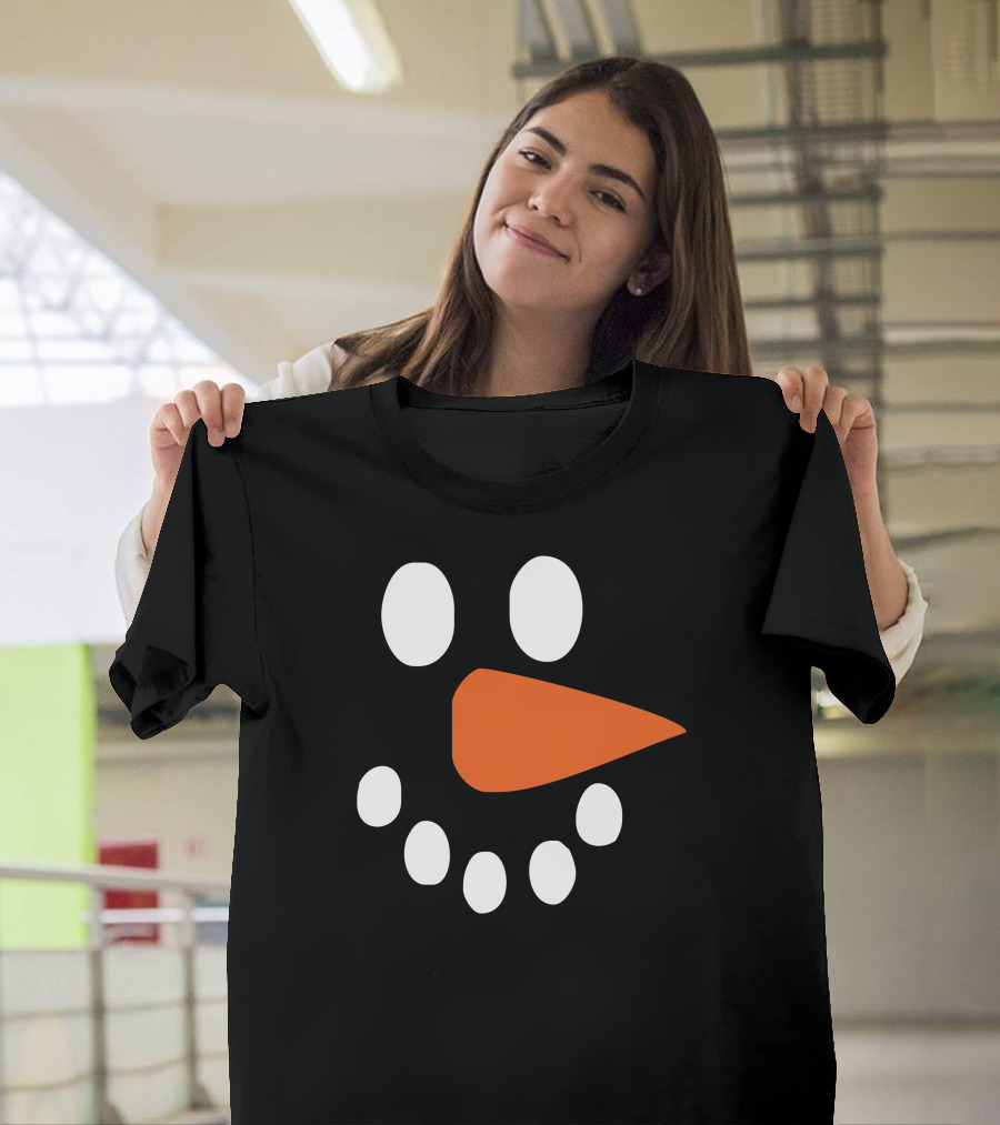 Happy Snowman Face Carrot Nose Smiling Eyes White Circles T-Shirt
