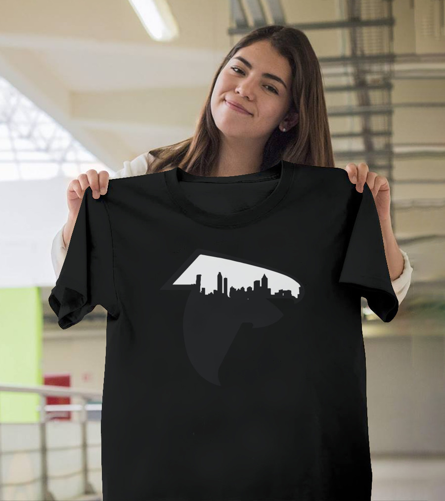 Atlanta Falcons Skyline T-Shirt