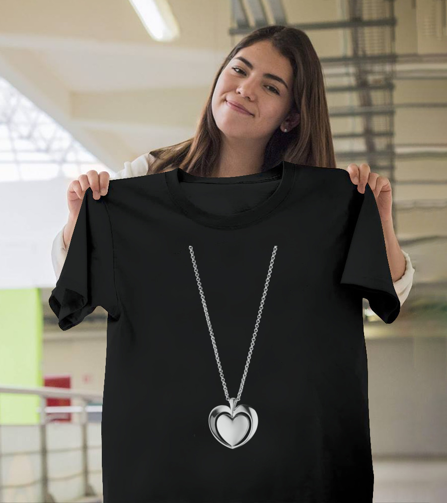 Liontin Heart Pendant Necklace Silver Chain T-Shirt