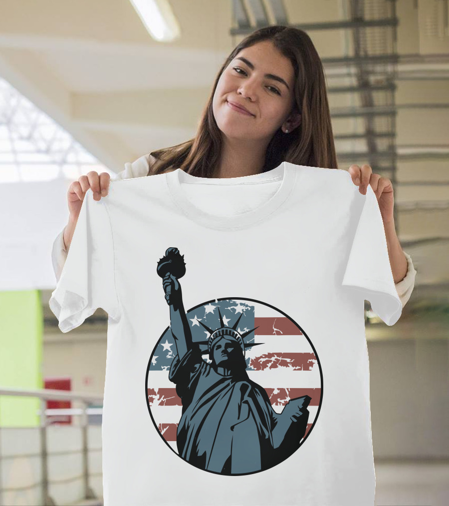 Liberty Statue with US Flag Background T-Shirt