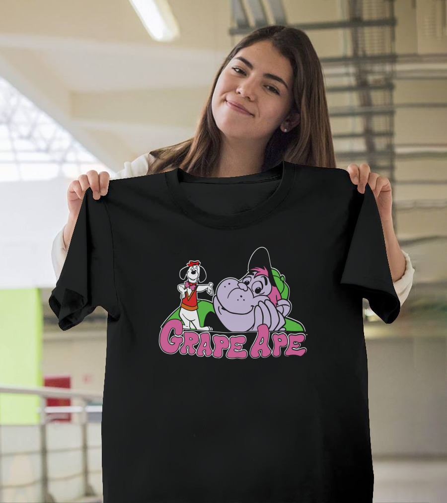 Rare Vintage 1994 Grape Ape Hanna Barbera with Dog Character T-Shirt