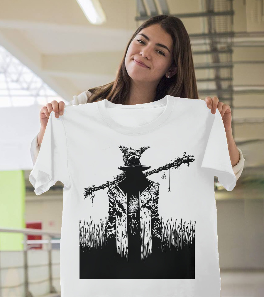 Jeepers Creepers Scarecrow Dark Figure in Cornfield T-Shirt