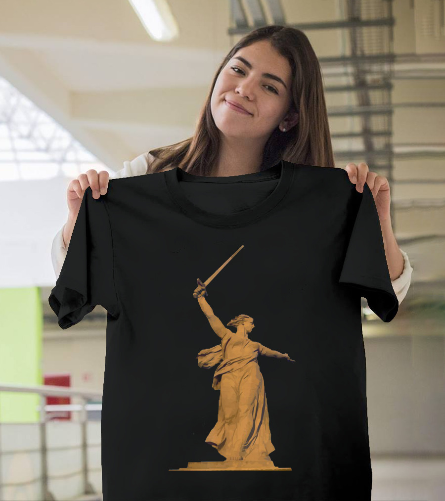 The Motherland Calls Monument Battle of Stalingrad Sword in Hand T-Shirt