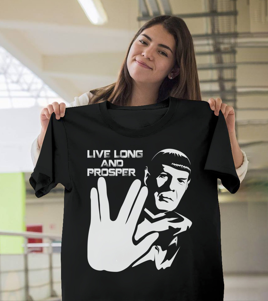 Live Long And Prosper Vulcan Salute T-Shirt