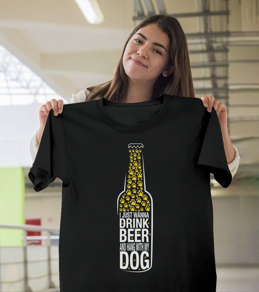 I Just Wanna Drink Beer And Hang With My Dog Paw Print Bottle T-Shirt