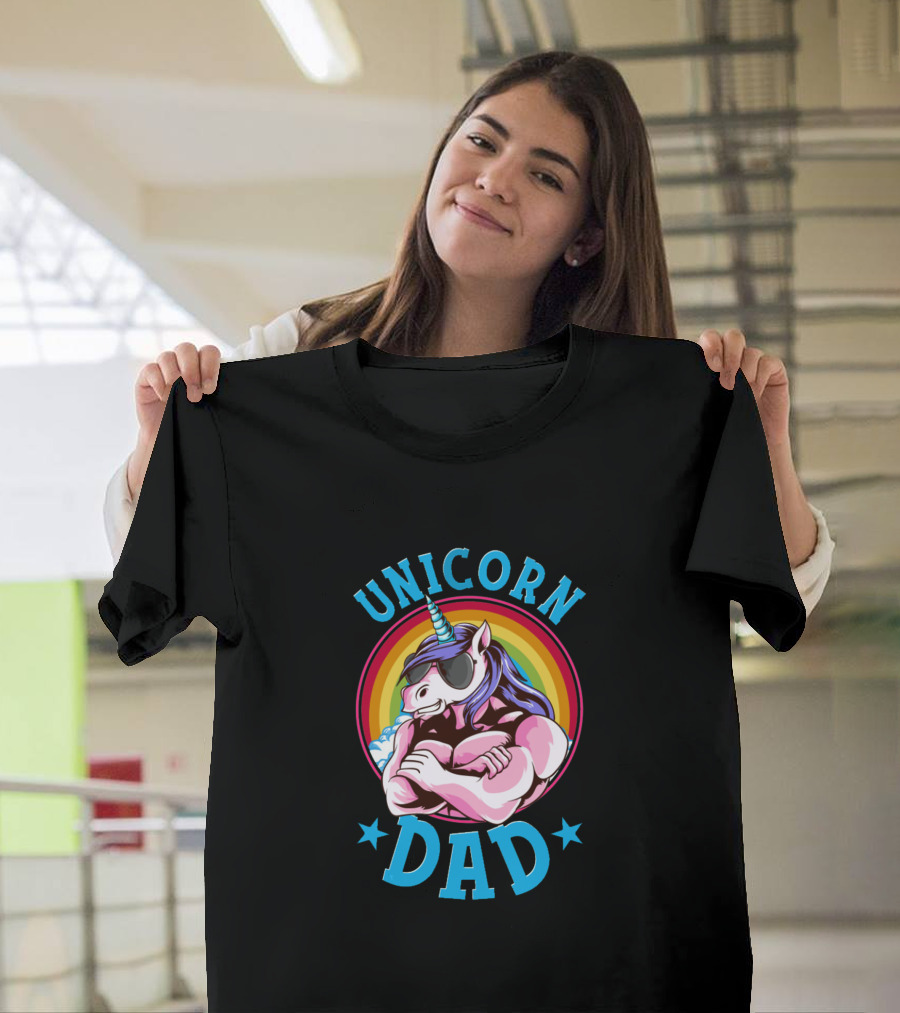 Unicorn Dad Muscular Sunglasses Rainbow T-Shirt