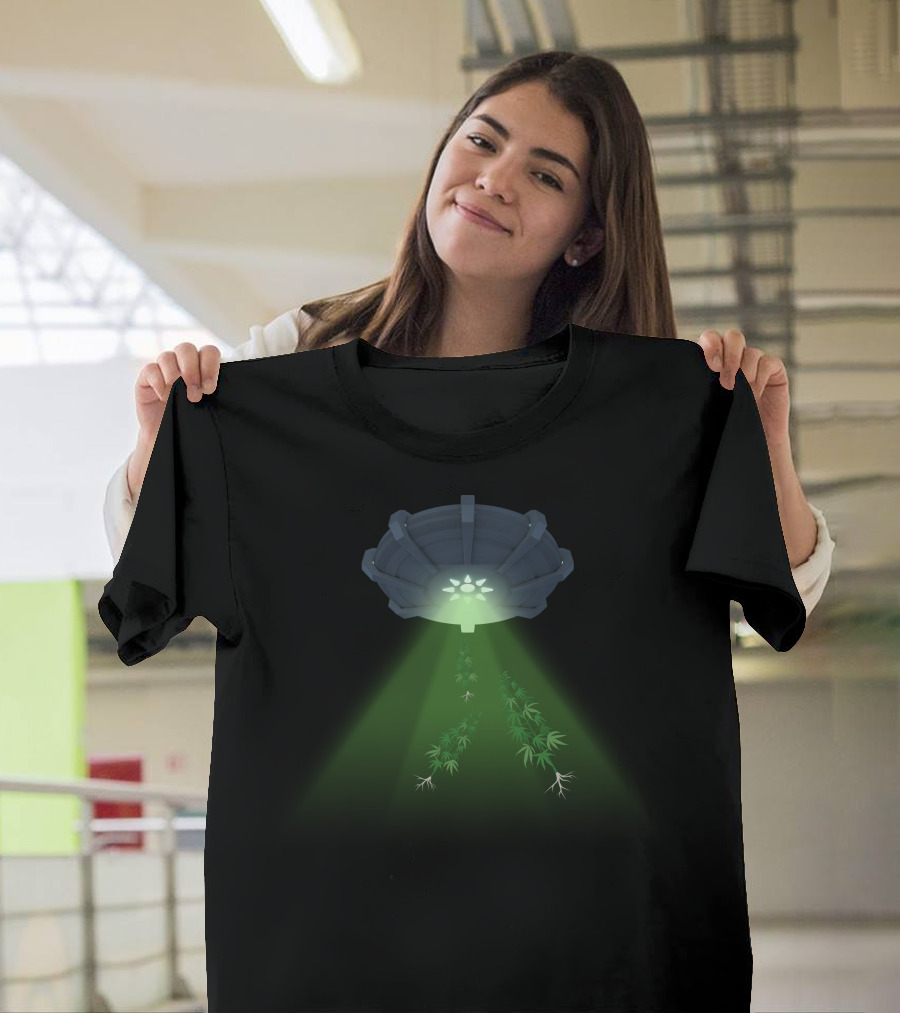 Buducted UFO Abduction Cannabis Leaves T-Shirt
