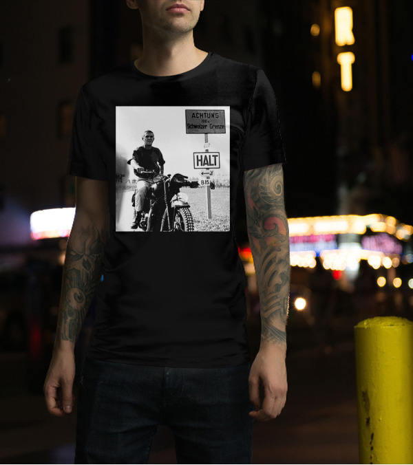 Mcqueen The Great Escape Achtung Halt Schweizer Grenze B15 T-Shirt