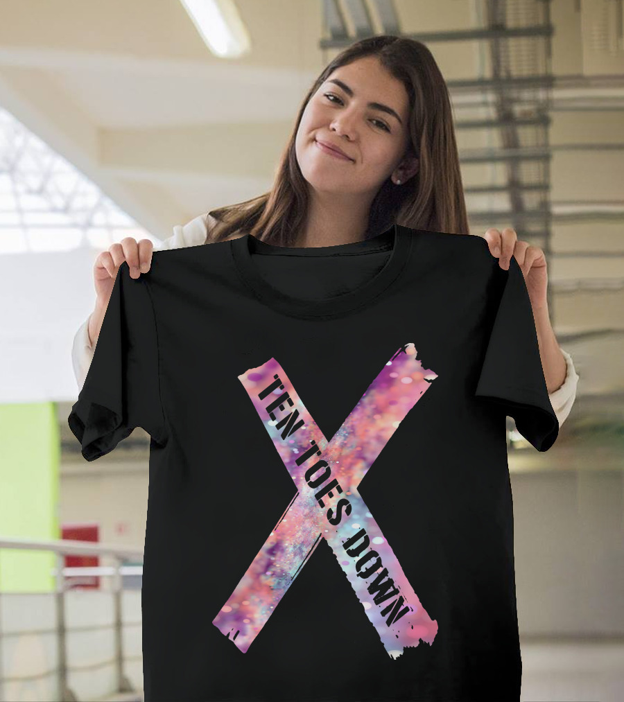 Deestroying Ten Toes Down Ttd Bokeh Cross T-Shirt