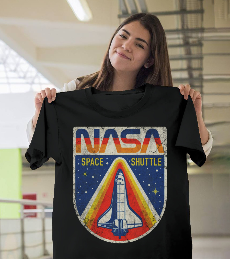 NASA Space Shuttle Retro Logo Badge T-Shirt