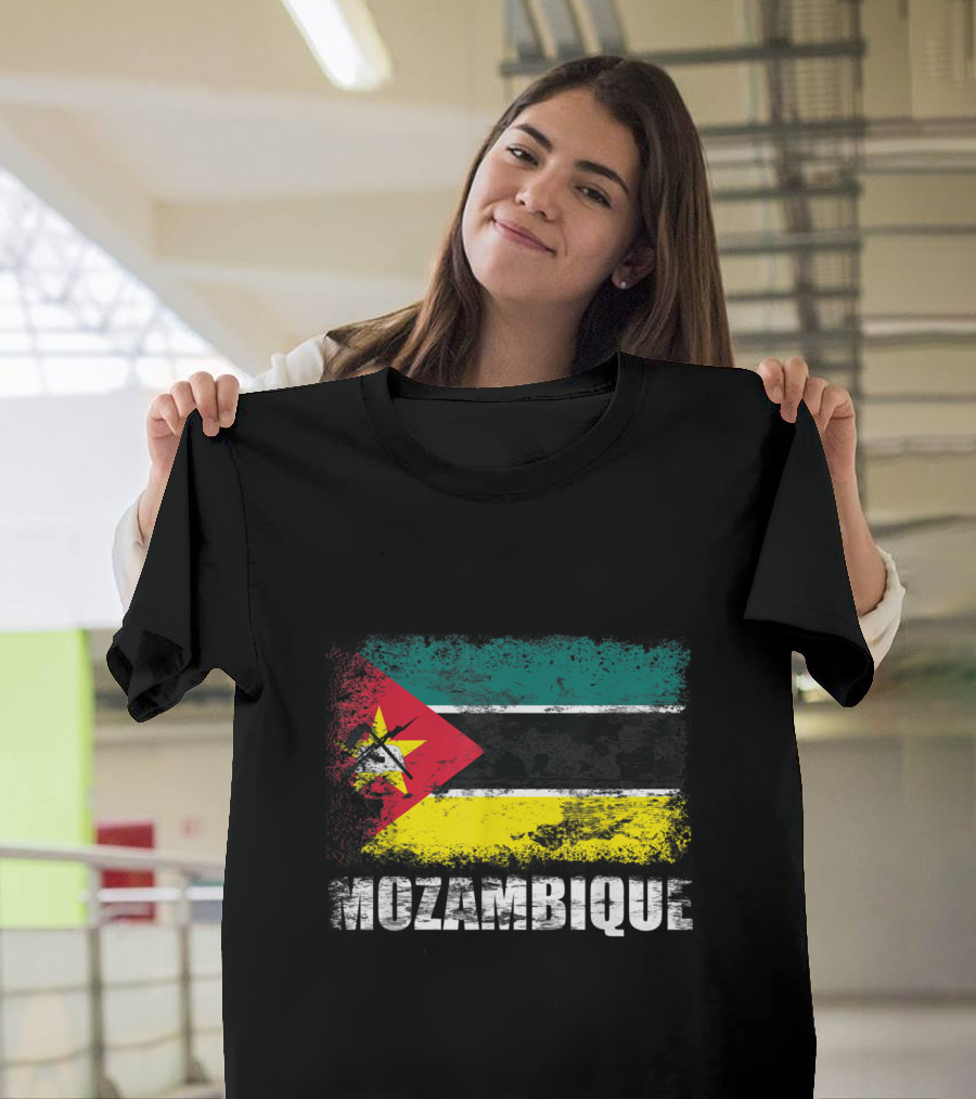 Mozambique Flag Distressed Design Mozambican Pride T-Shirt