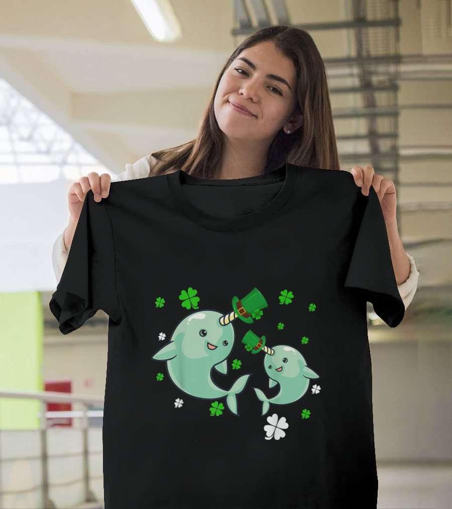 Leprechaun Narwhal St Patricks Day Narwhal Lover Shamrock Hat T-Shirt