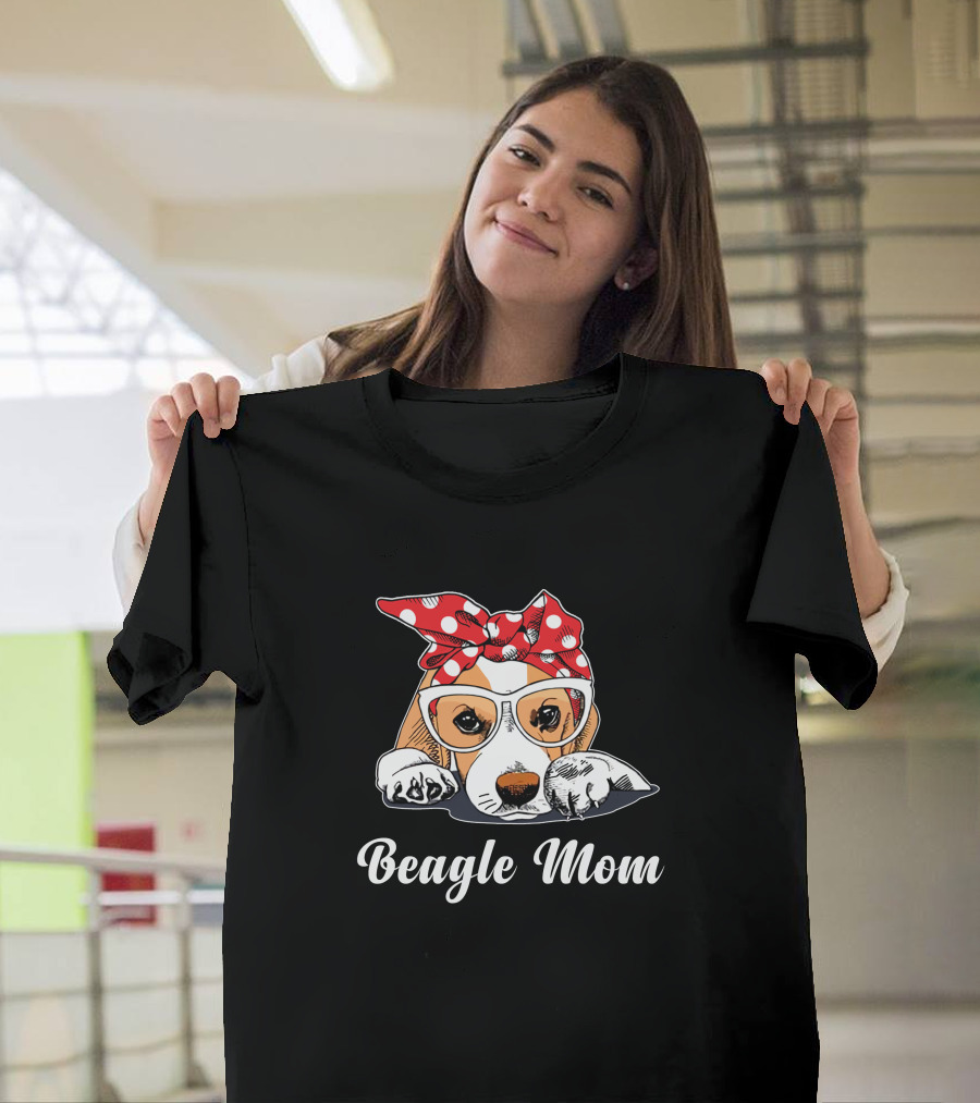 Beagle Mom with Red Polka Dot Scarf and Glasses T-Shirt