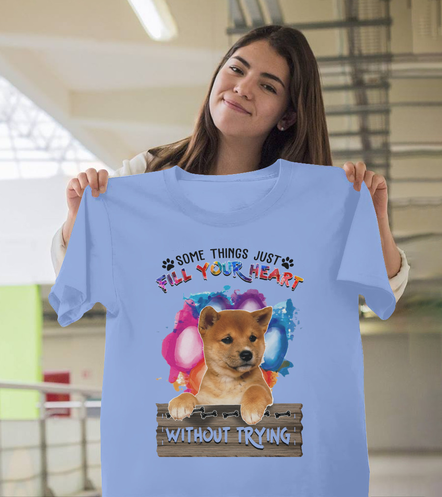 RD Golden Some Things Just Fill Your Heart Without Trying Puppy Background T-Shirt