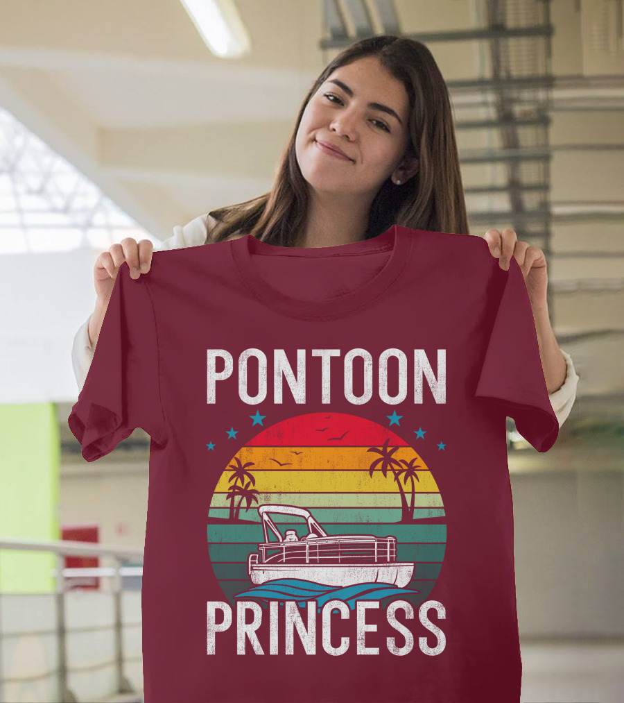 Pontoon Princess Captain Boat Pontooning Tropical Sunset Retro T-Shirt