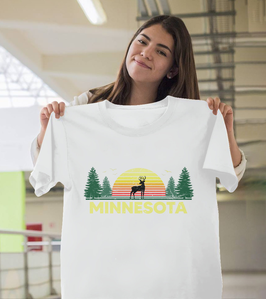 Minnesota Deer Wilderness Vintage Sunset Scene T-Shirt