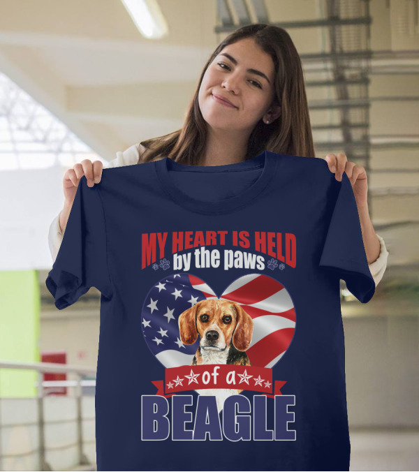 MY HEART IS HELD BY THE PAWS OF A BEAGLE AMERICAN FLAG HEART T-Shirt