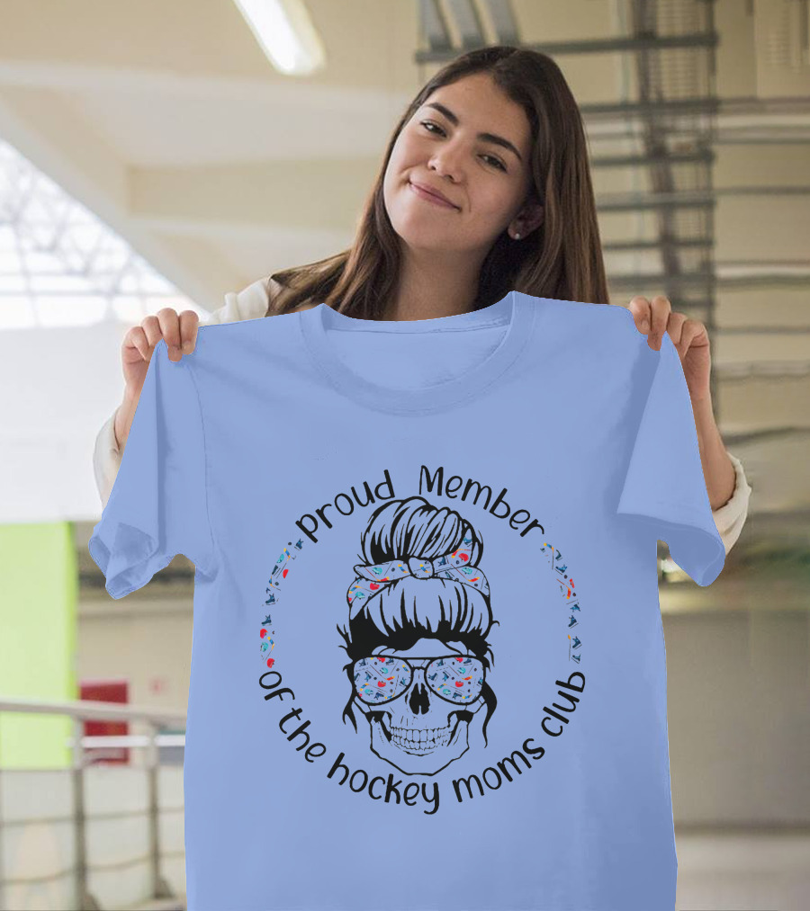 Proud Member Of The Hockey Moms Club Skull With Bandana And Glasses T-Shirt