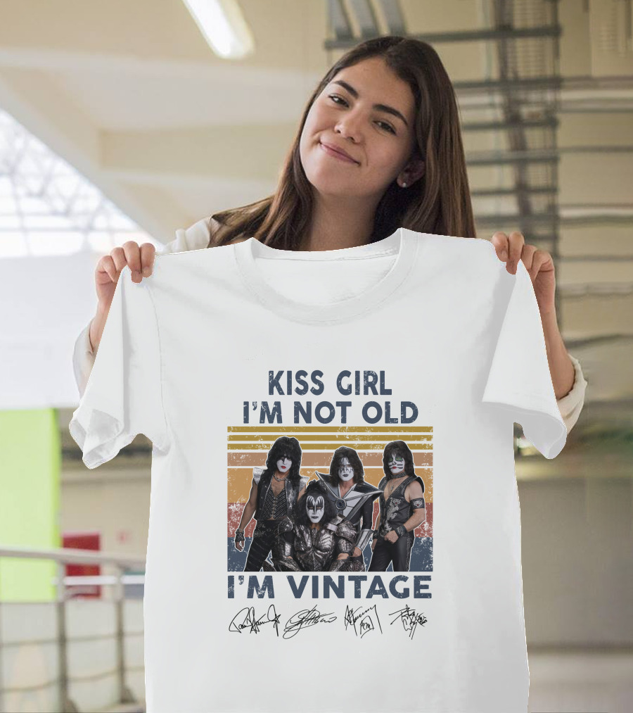 Kiss Girl I'm Not Old I'm Vintage Band Members Autographed Signature T-Shirt