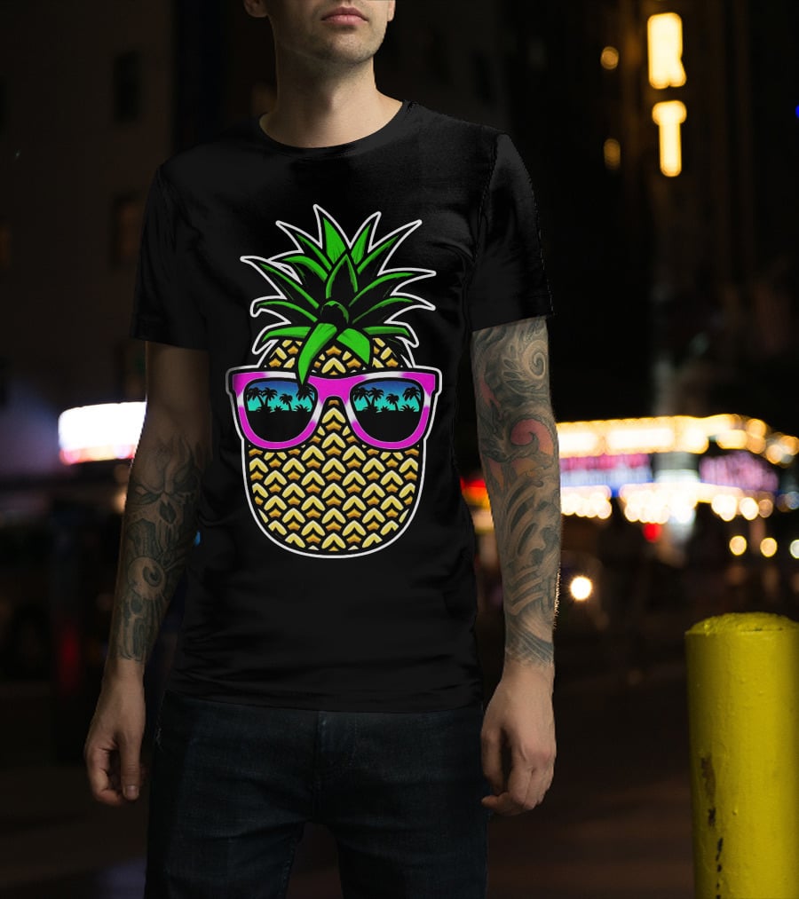 Pineapple Cool Retro Sunglasses Paradise Palm Trees T-Shirt