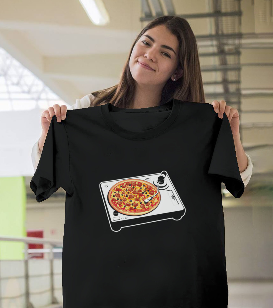 Pizza Turntable DJ Plate T-Shirt