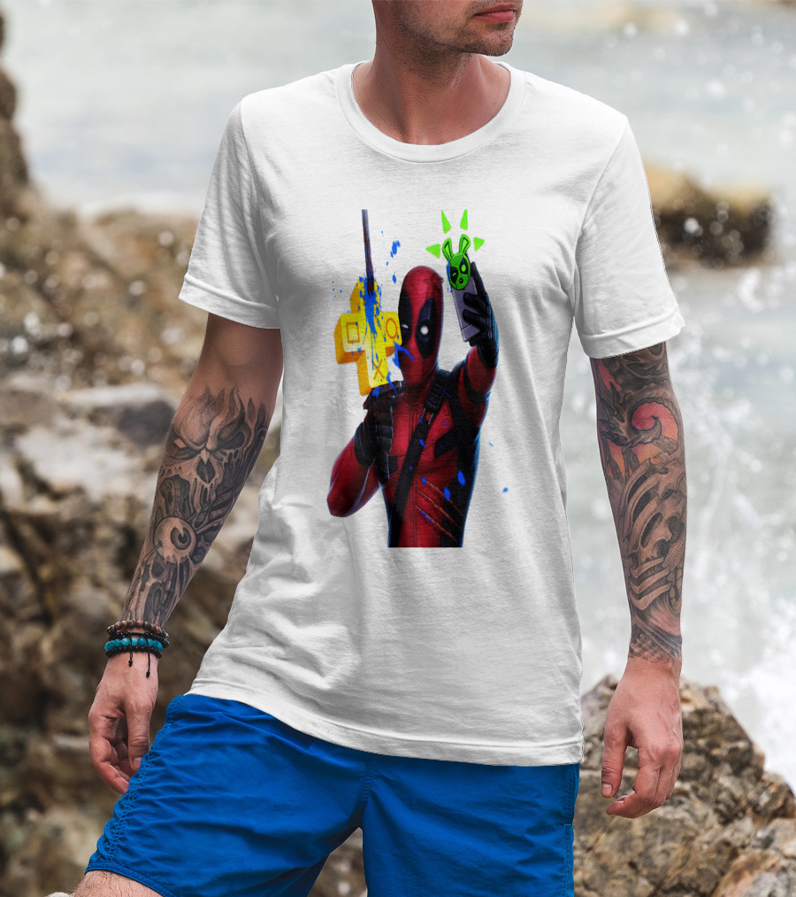 Deadpool Videogame Gamer Selfie With Iconic Controller And Green Bomb Symbols T-Shirt