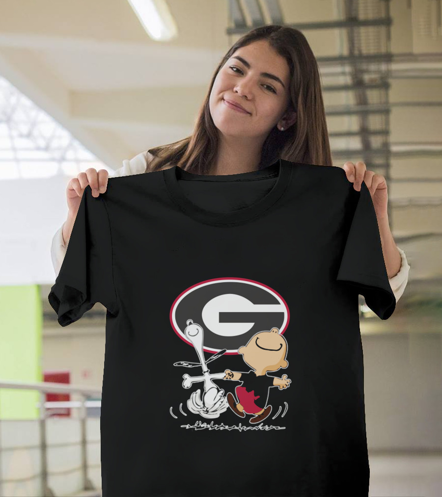 Georgia Bulldogs Football Peanuts Characters Dancing T-Shirt