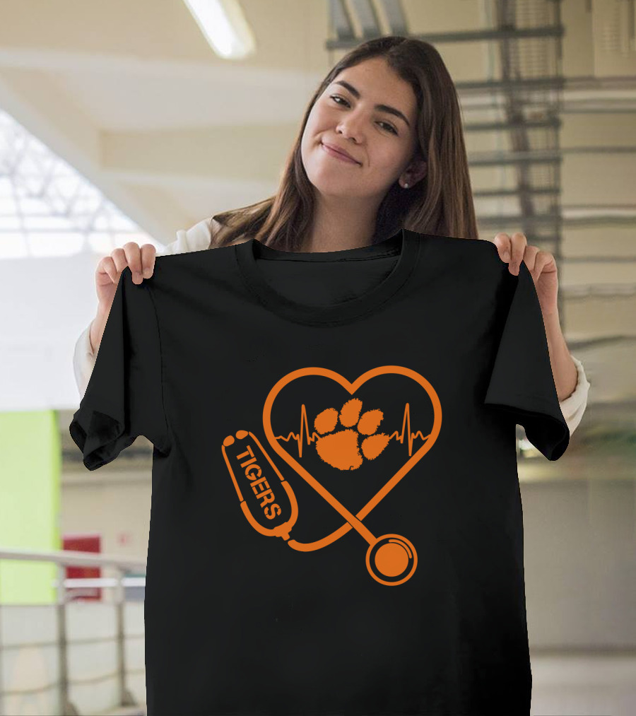 Clemson Tigers Heartbeat Stethoscope Paw Print T-Shirt