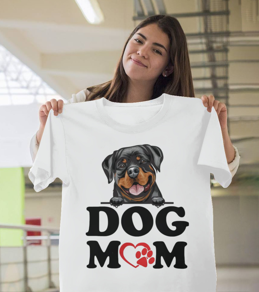 Rottweiler Dog Mom Heart Paw Design For Rottweiler Stickers Enthusiasts T-Shirt