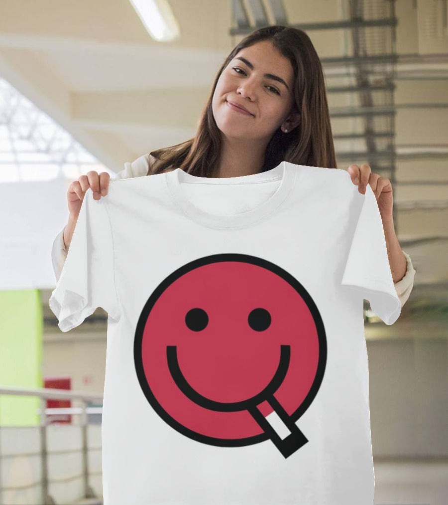 Shopsludgelife Cyggy Smiley Face Tongue T-Shirt