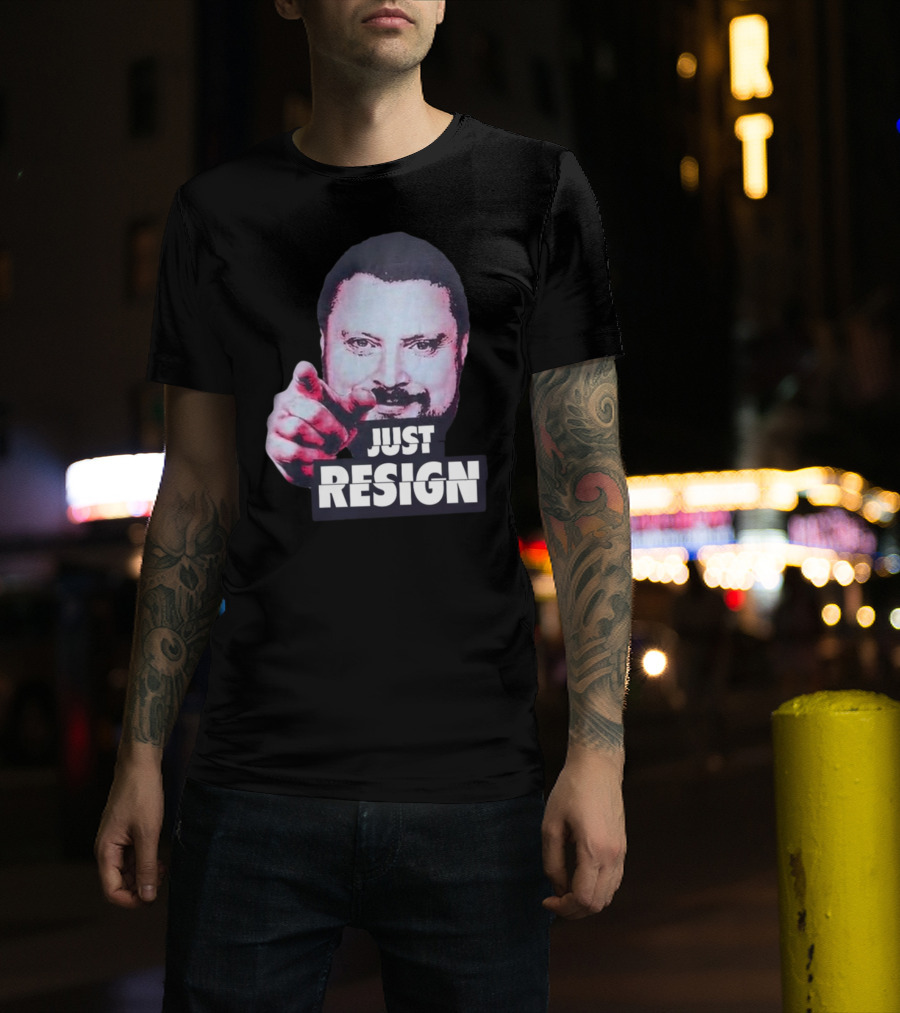 Simon Williams Just Resign Pointing Meme T-Shirt