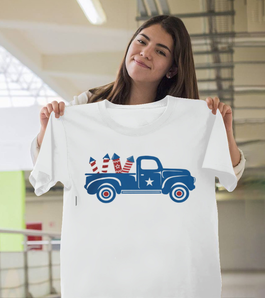 4th Of July Classic Blue Truck With Fireworks And Star T-Shirt