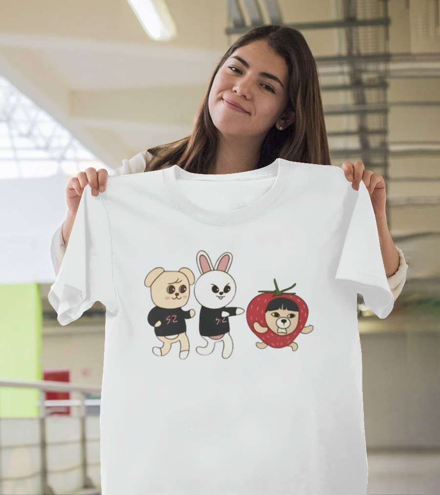 Leebit Puppym Skzoo Chasing Strawberry Chuu Characters T-Shirt