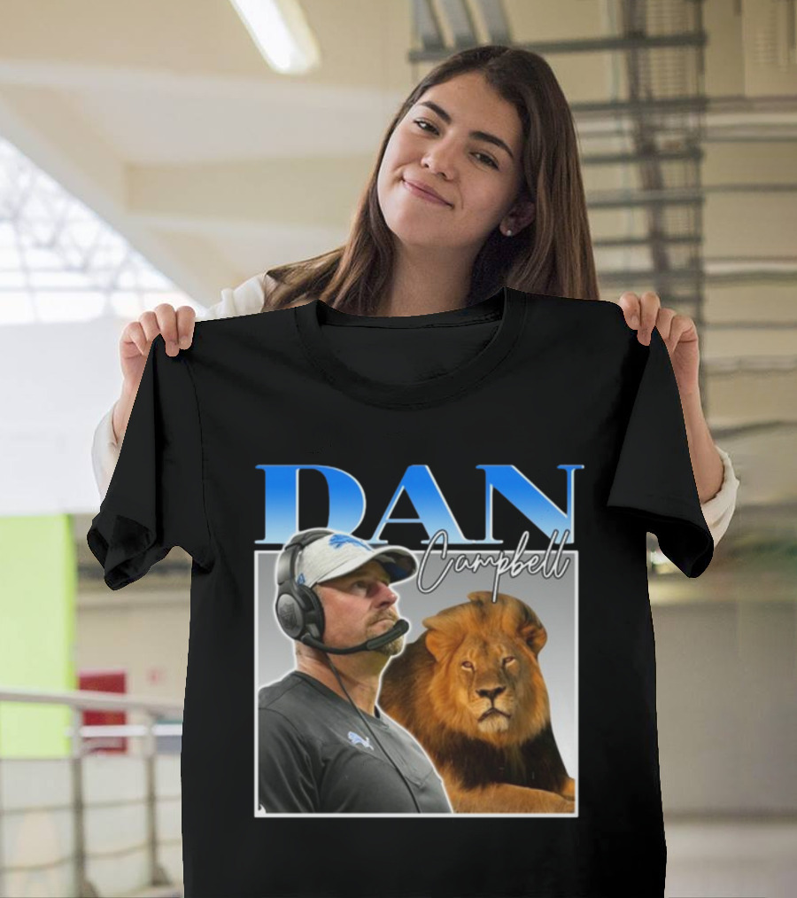 Dan Campbell Detroit Lions Coach with Lion Vintage T-Shirt