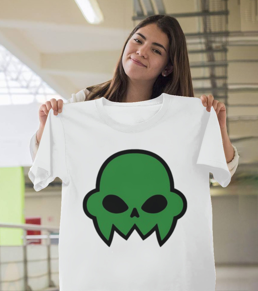 Jake's Green Skull Iconic Halloween Shadow T-Shirt