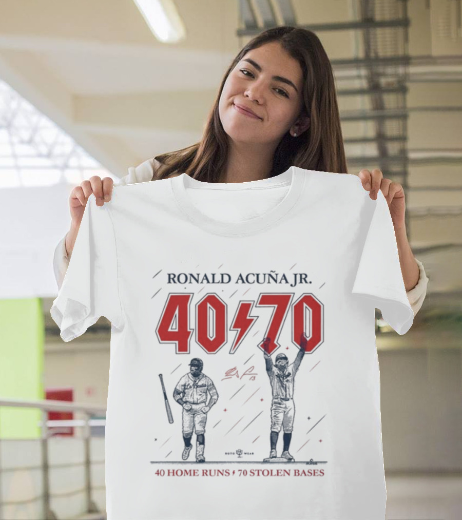 Ronald Acuña Jr 40 70 40 Home Runs 70 Stolen Bases T-Shirt