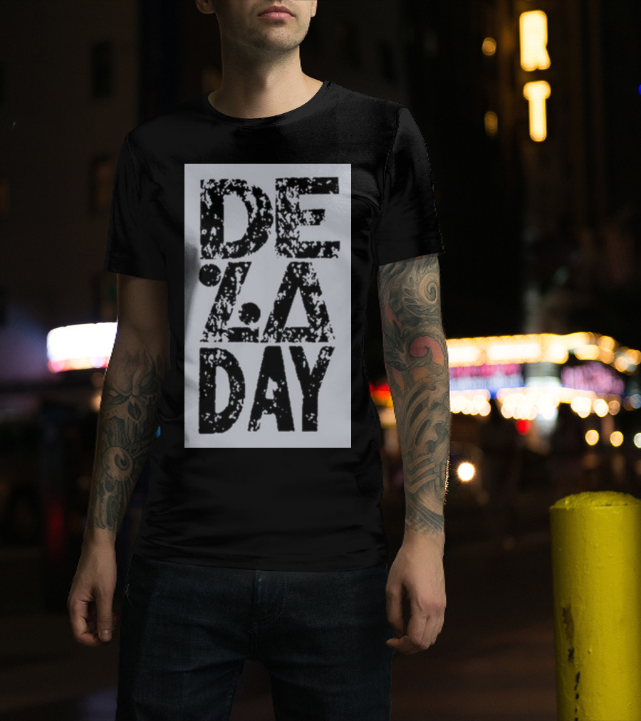 DE LA DAY T-Shirt