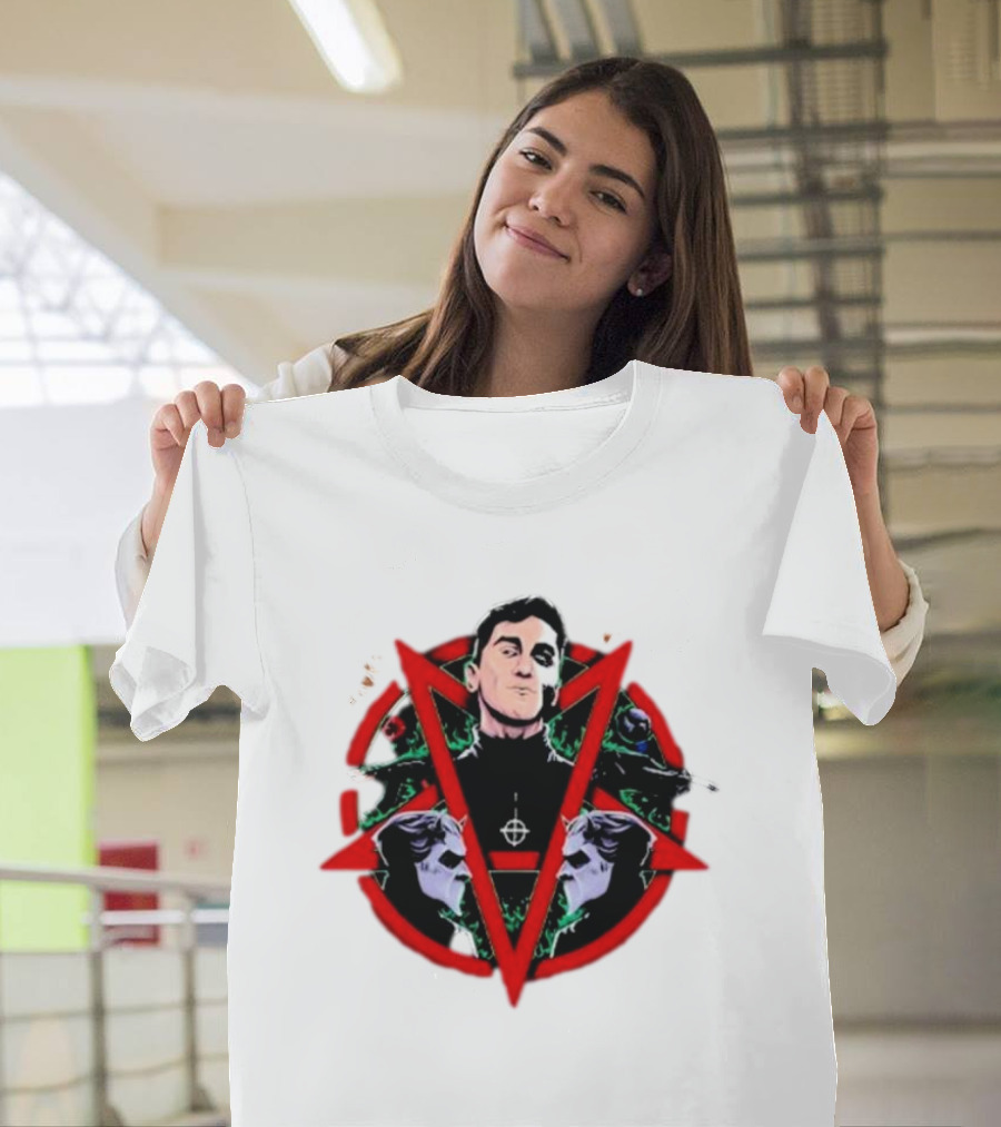 Hawks Remera MVP Vector Triangular Symbol with Mysterious Figure and Crossed Arms T-Shirt