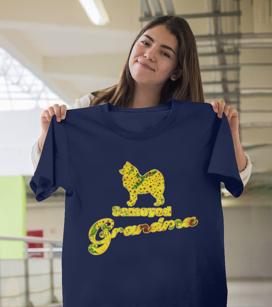 Samoyed Grandma Sunflower Patterned Text T-Shirt