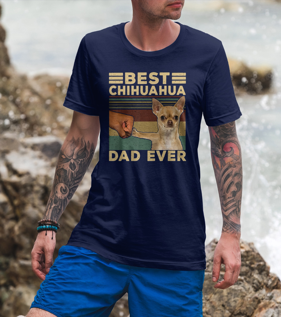 Best Chihuahua Dad Ever Vintage Retro Fist Bump T-Shirt