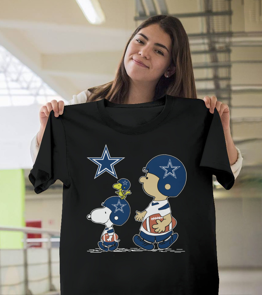 Dallas Cowboys Christmas Peanuts Cute Football Characters T-Shirt