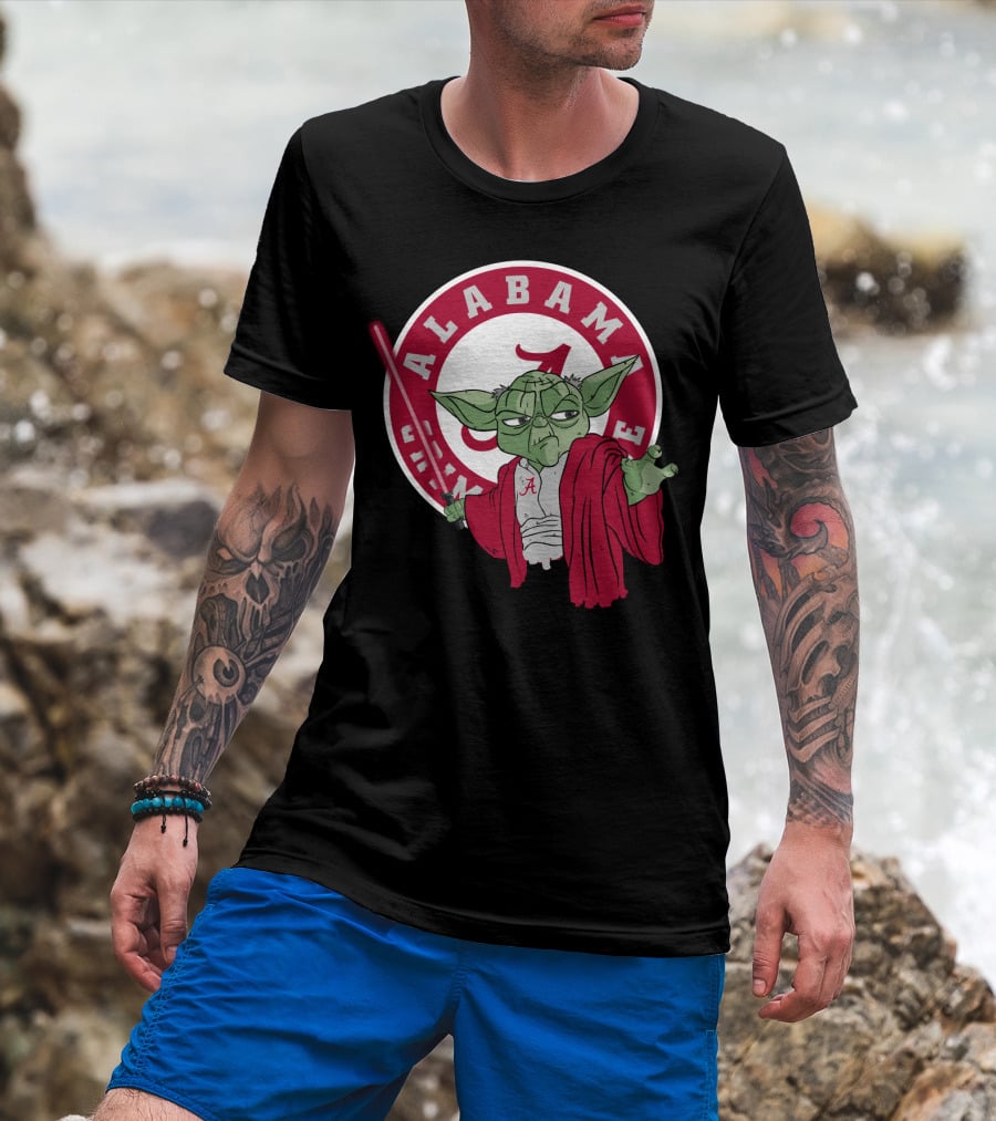Alabama Crimson Tide Yoda With Lightsaber T-Shirt