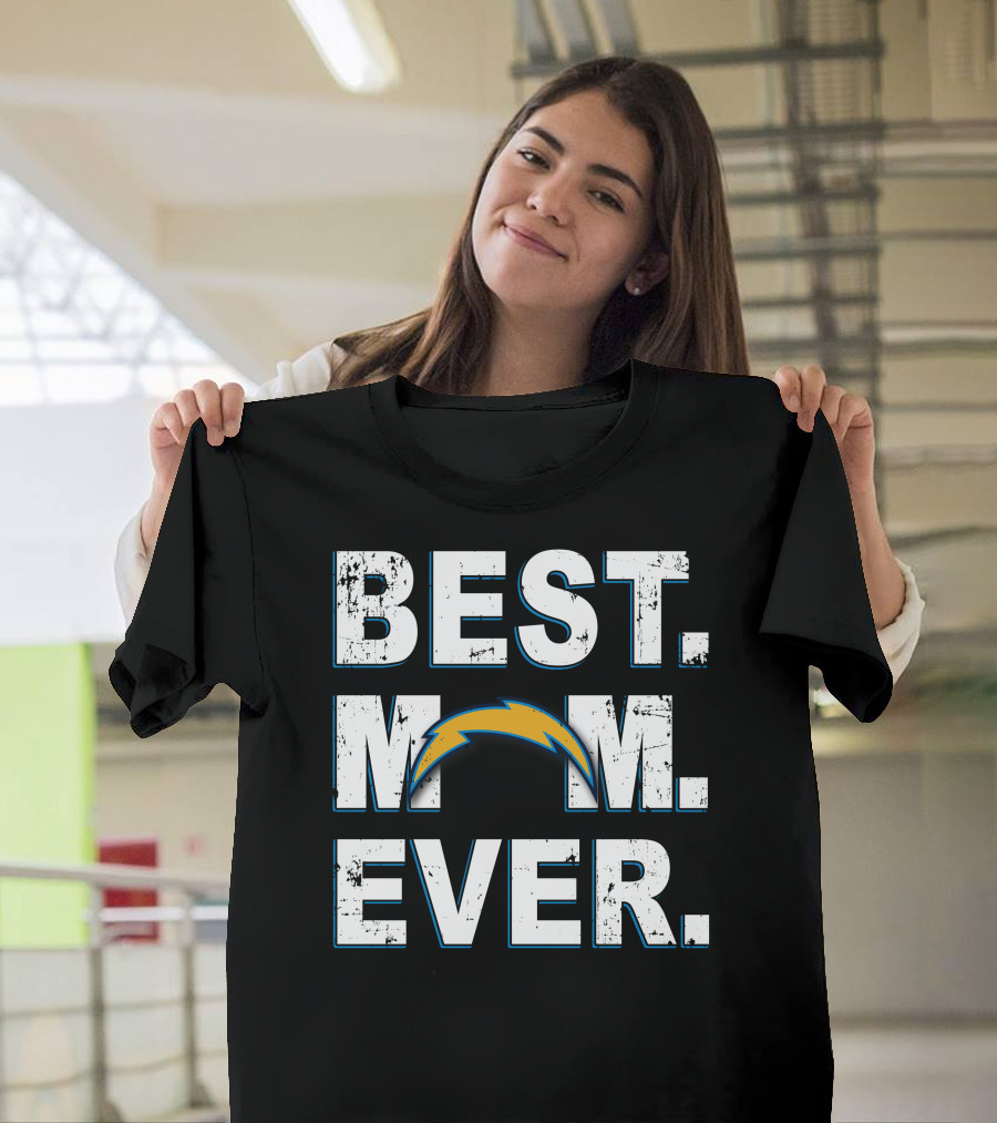 Best Mom Ever Chargers Bolt Fan T-Shirt