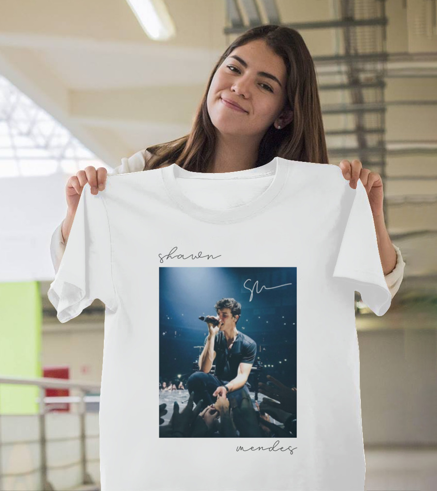 shawn mendes signature sm concert image T-Shirt